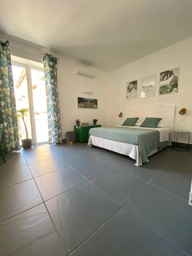 Hotel Le stanze dei desideri Caserta Esterno foto