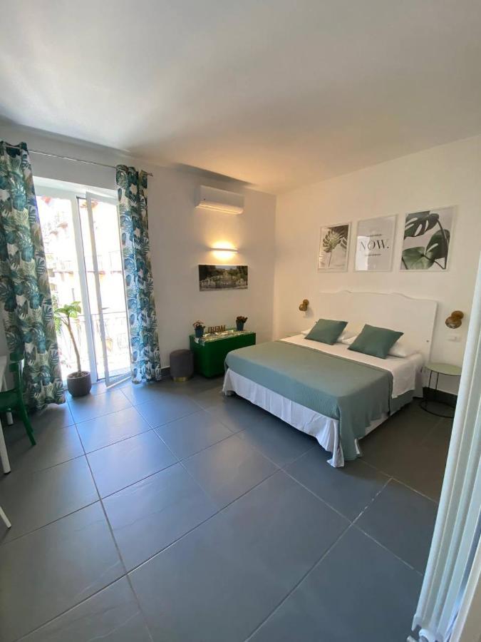 Hotel Le stanze dei desideri Caserta Esterno foto
