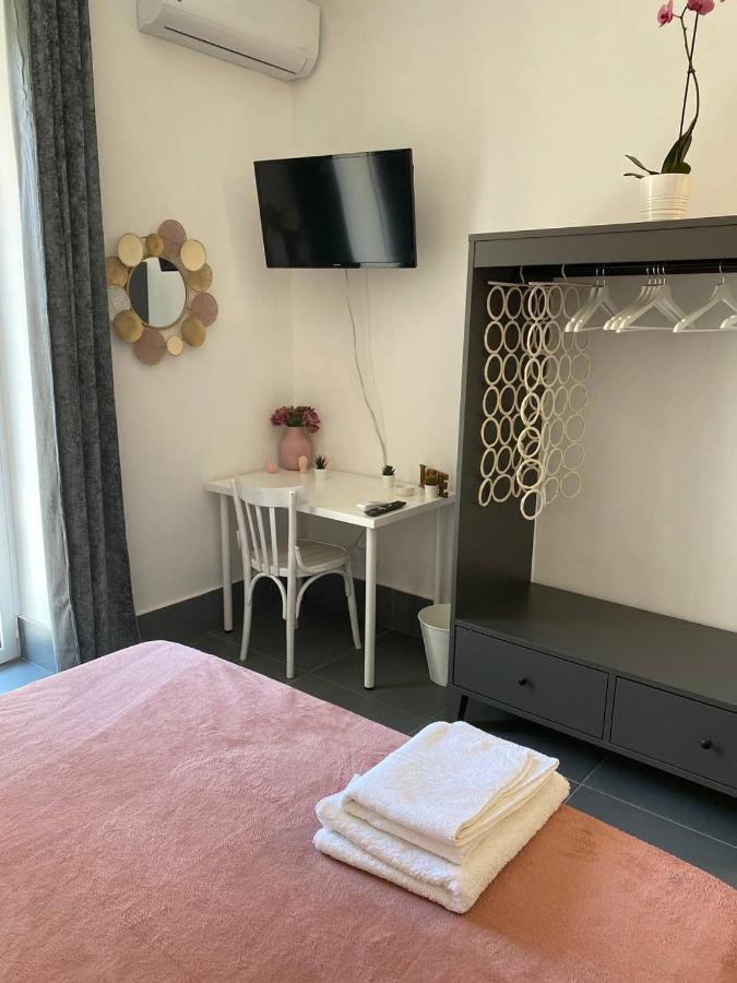 Hotel Le stanze dei desideri Caserta Esterno foto